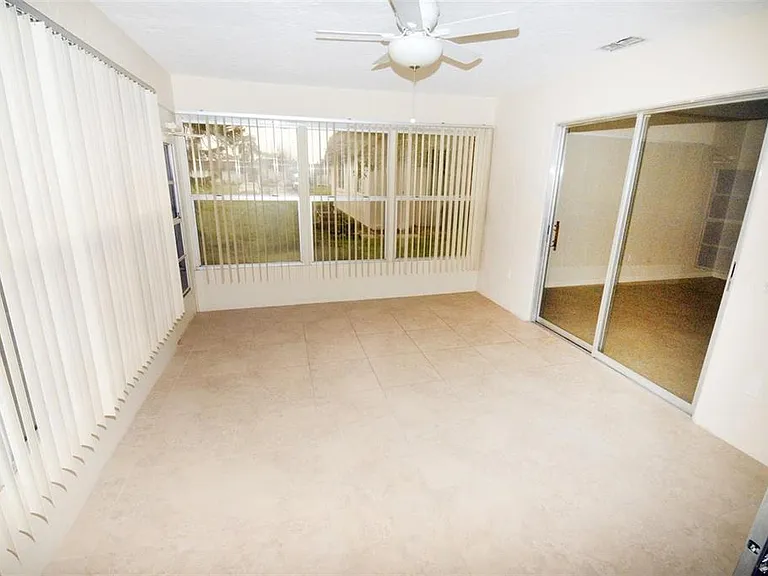 3961 Ashwood Ln #44 — Photo 6