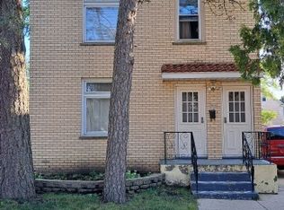 705 Helmholz Ave, Waukegan, IL 60085