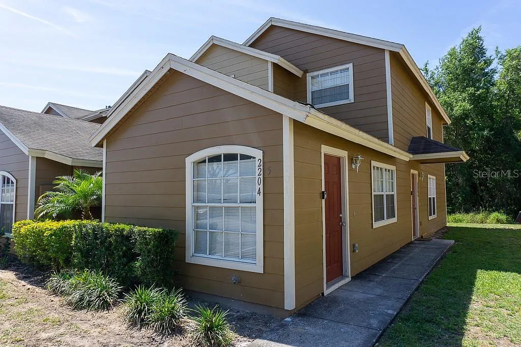 1 bed, 1.0 bath, 500 sqft, $950 — Photo 1
