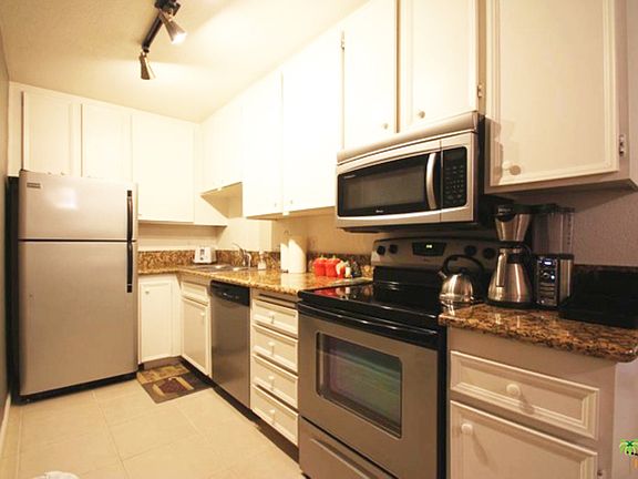 2nd image of 2812 N Auburn Ct Unit F103