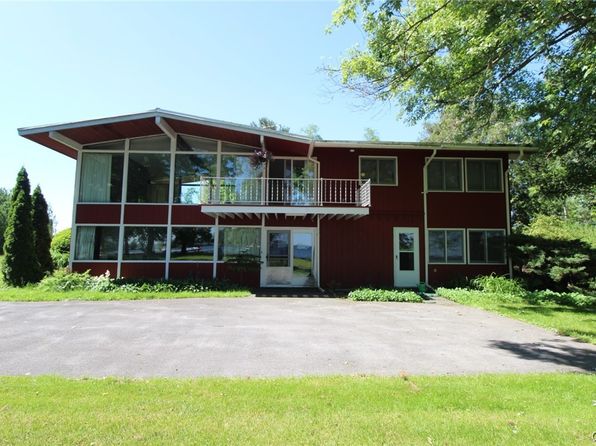 6363 Muskrat Bay Rd