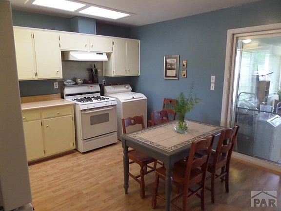 5th image of 62 Loch Lomond Ln