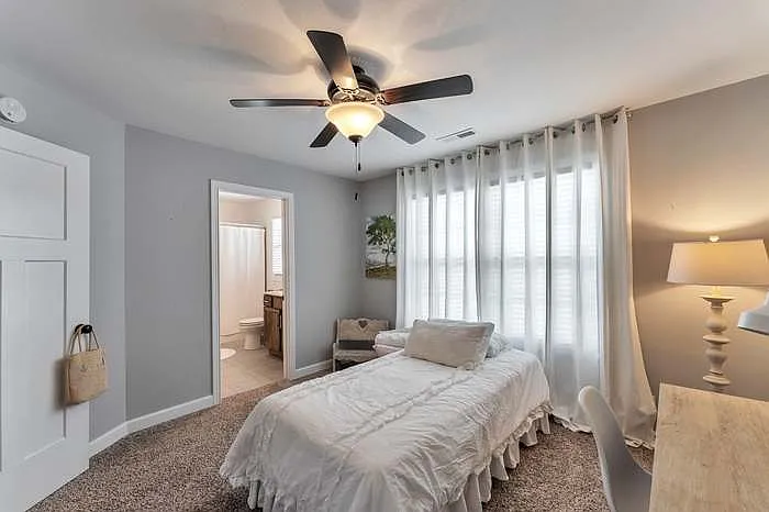3749 Windhaven Dr — Photo 9