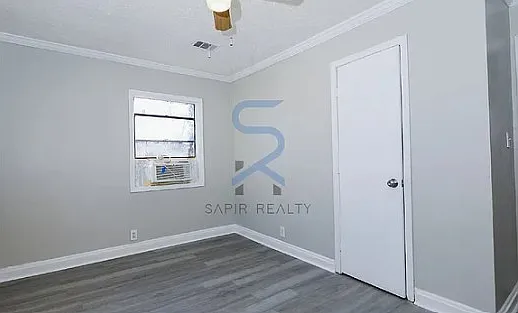 953 Washington St SW #11 — Photo 6