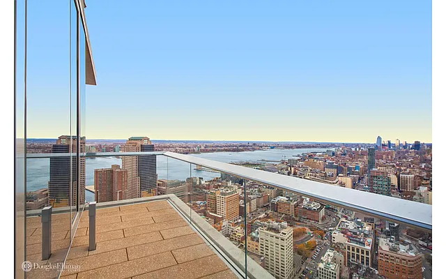 Rented by Douglas Elliman | media 21