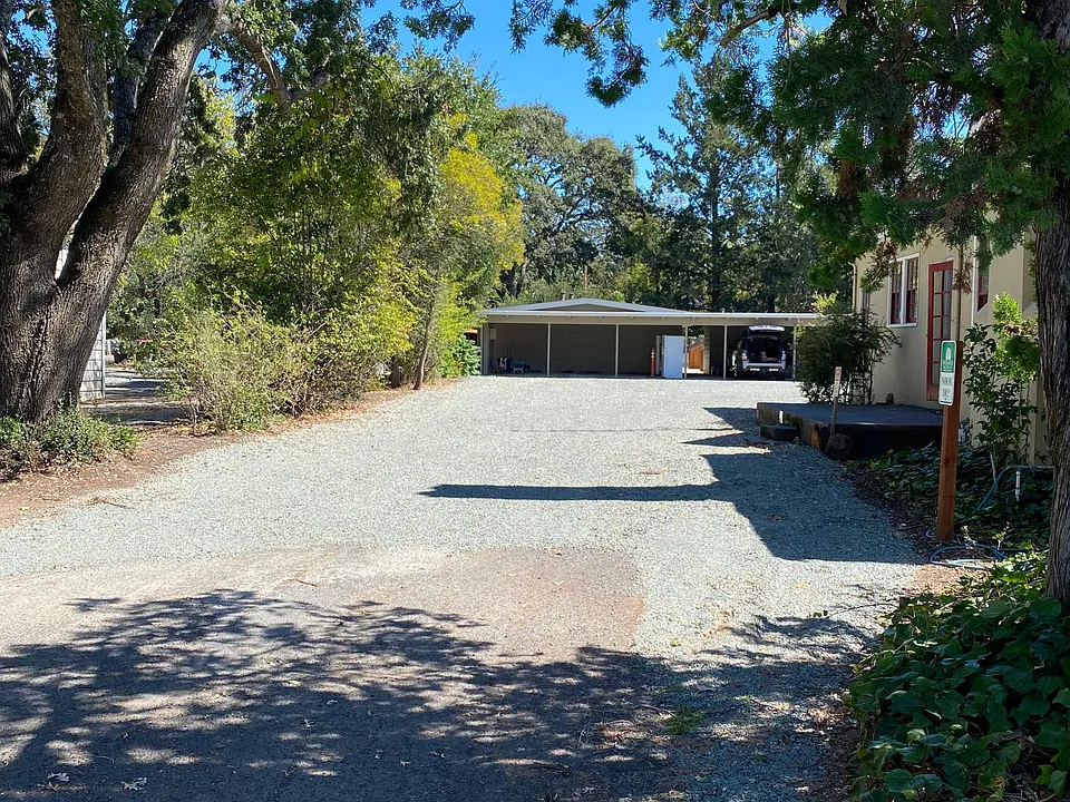 Carport in back