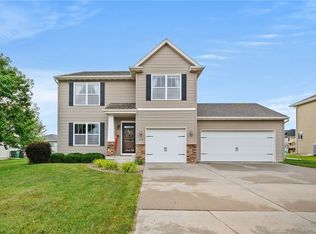 318 SW 30th St, Ankeny, IA 50023