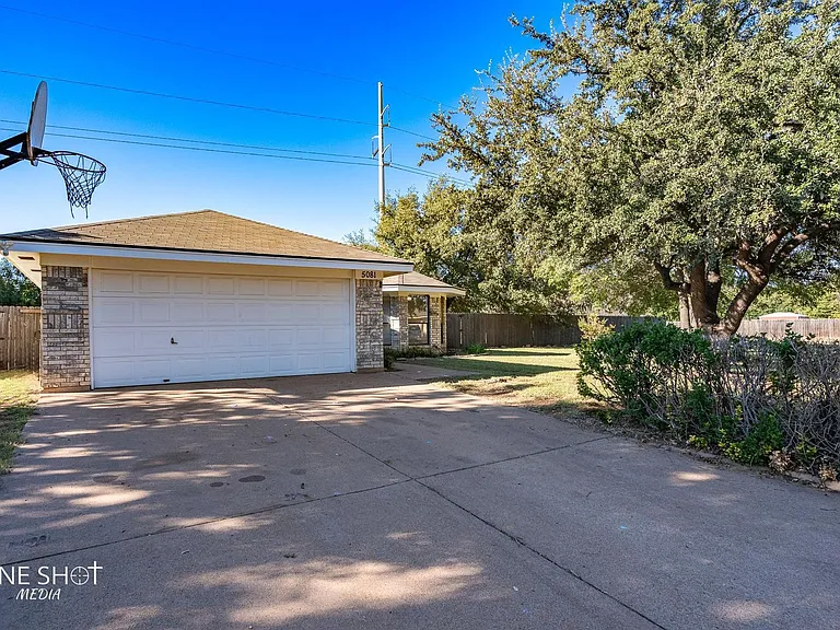 5081 Velta Ln — Photo 43