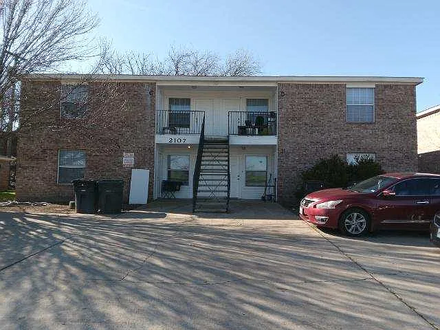 2107 Jennifer Dr #D
