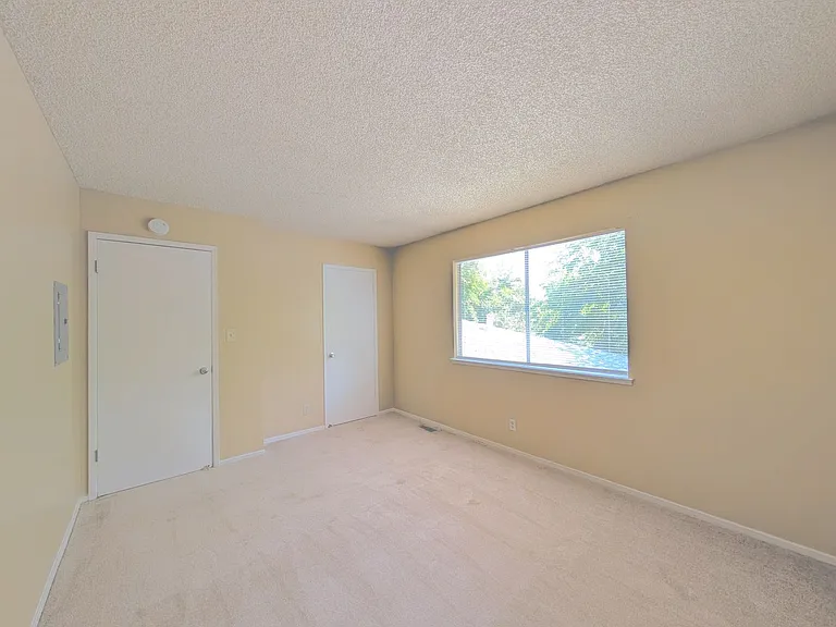 6435 Greenback Ln — Photo 10