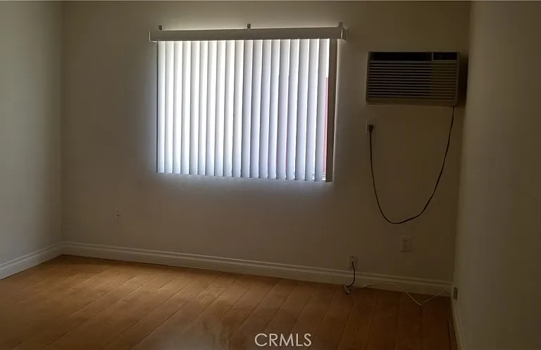 18530 Hatteras St #102 — Photo 6