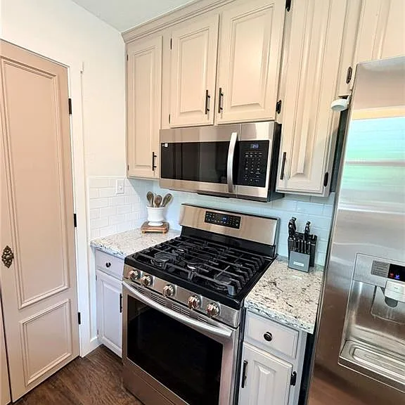 3209 Bonham Dr — Photo 11