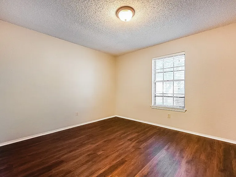 6217 Cool Springs Dr — Photo 14