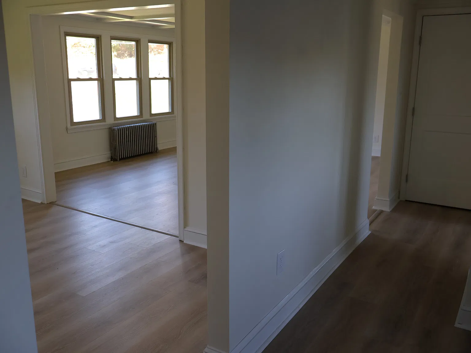 105 Bennett Ave — Photo 3