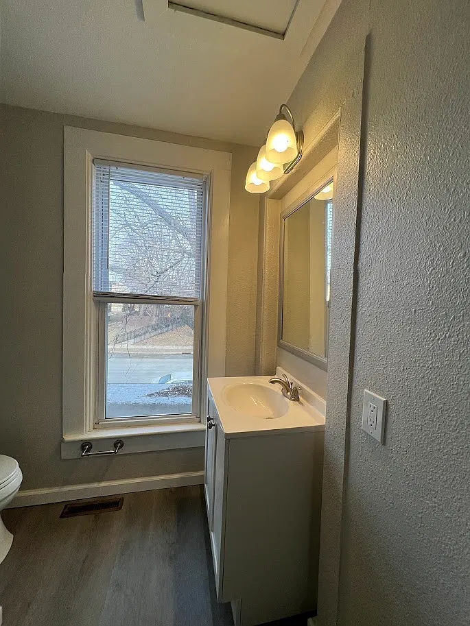 1 bed, $750 — Photo 2