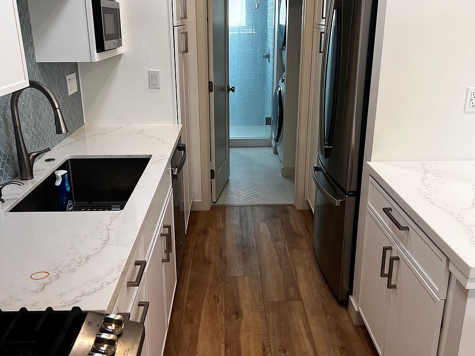 1st image of 768 Gladys Ave #B