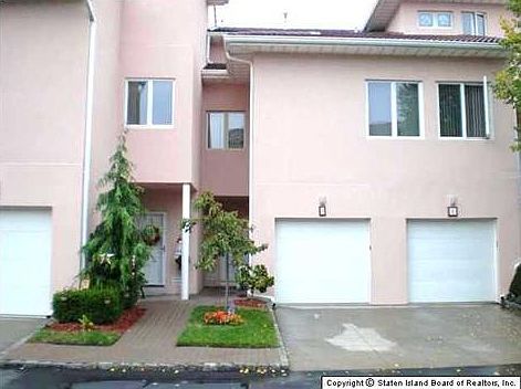 1st image of 9 Harbour Ct #9