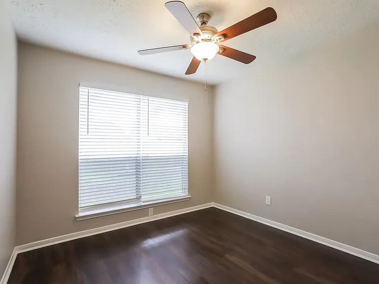 19411 Winding Branch Dr — Photo 14