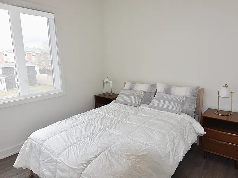 638 Center St — Photo 38