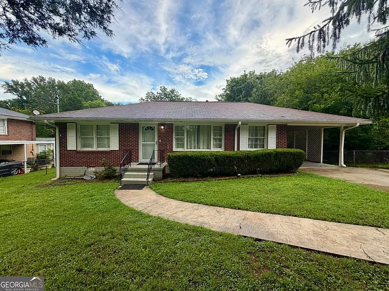 2442 Antwerp Dr SE — Photo 1