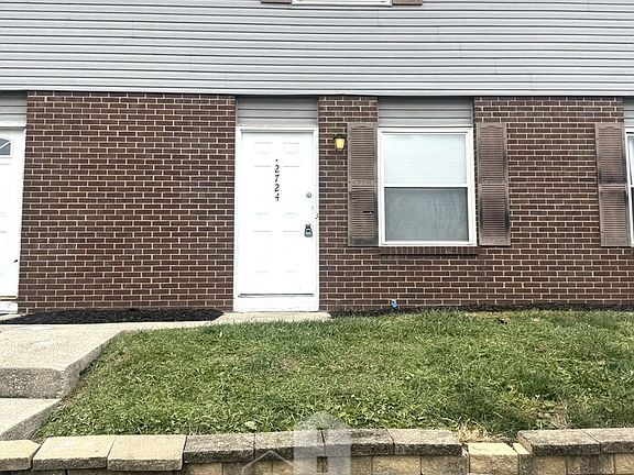 2nd image of 2724 Walden Bluff Ct