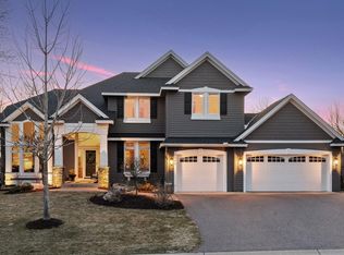 7348 Bent Bow Trl, Chanhassen, MN 55317