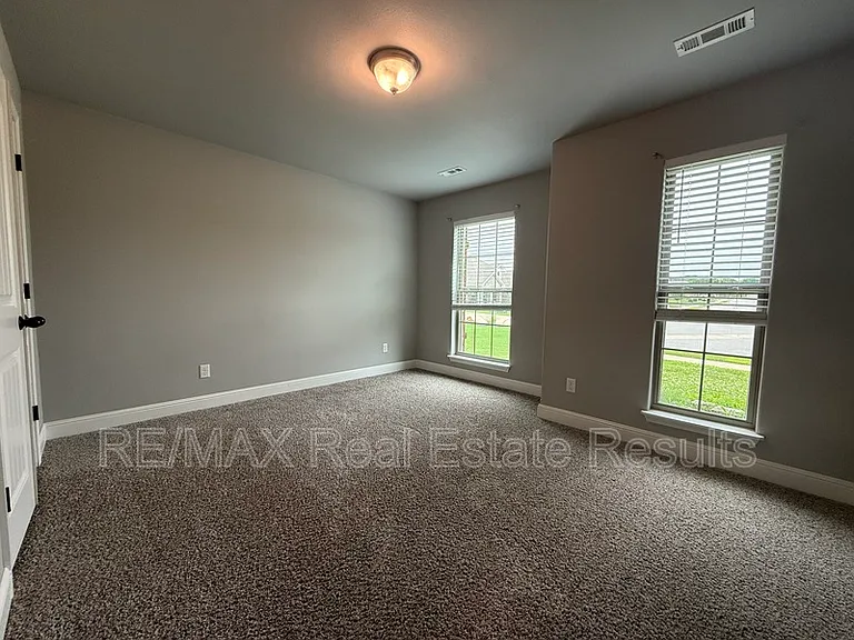 700 Gala Cir — Photo 15