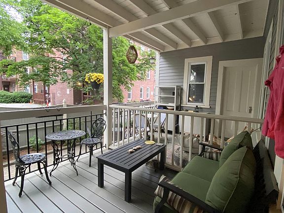 5th image of 215 N Harvard St