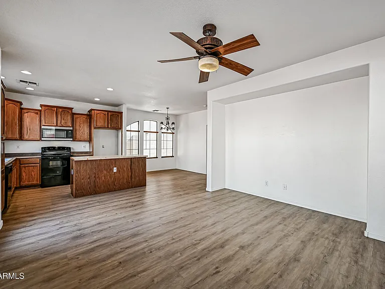 1808 E Dunbar Dr — Photo 7