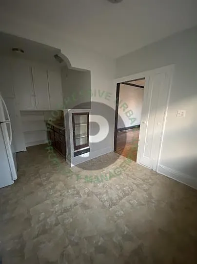 1442 W 101st St #11 — Photo 12