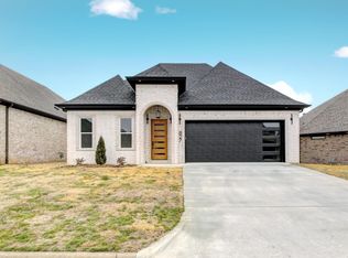 827 Wildcreek Cir, Little Rock, AR 72223
