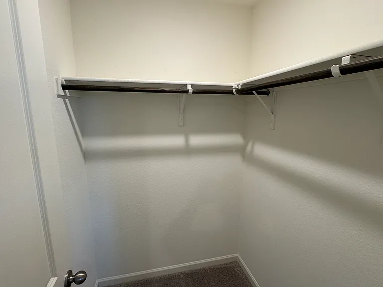219 Savannah Way — Photo 37