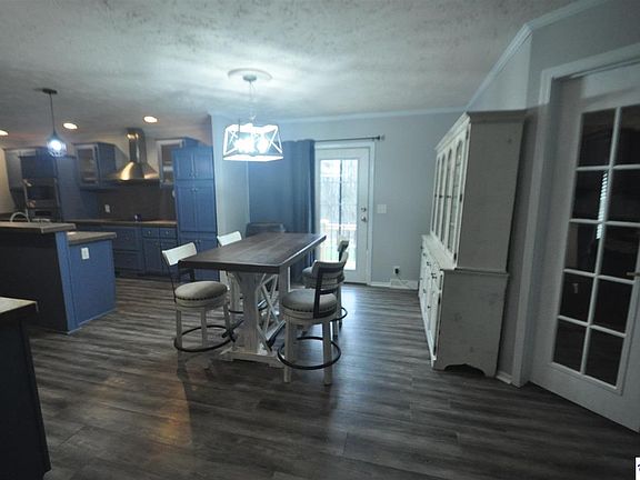 4th image of 1030 Blackjack Rd