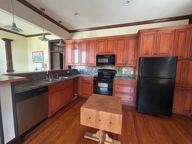2737 Cleveland St #211 — Photo 5