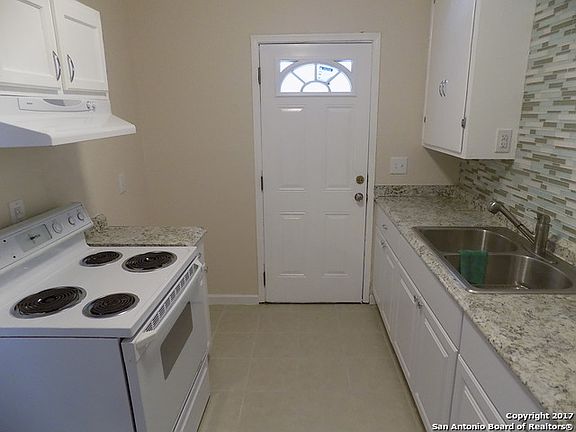 4th image of 252 Prestwick Blvd