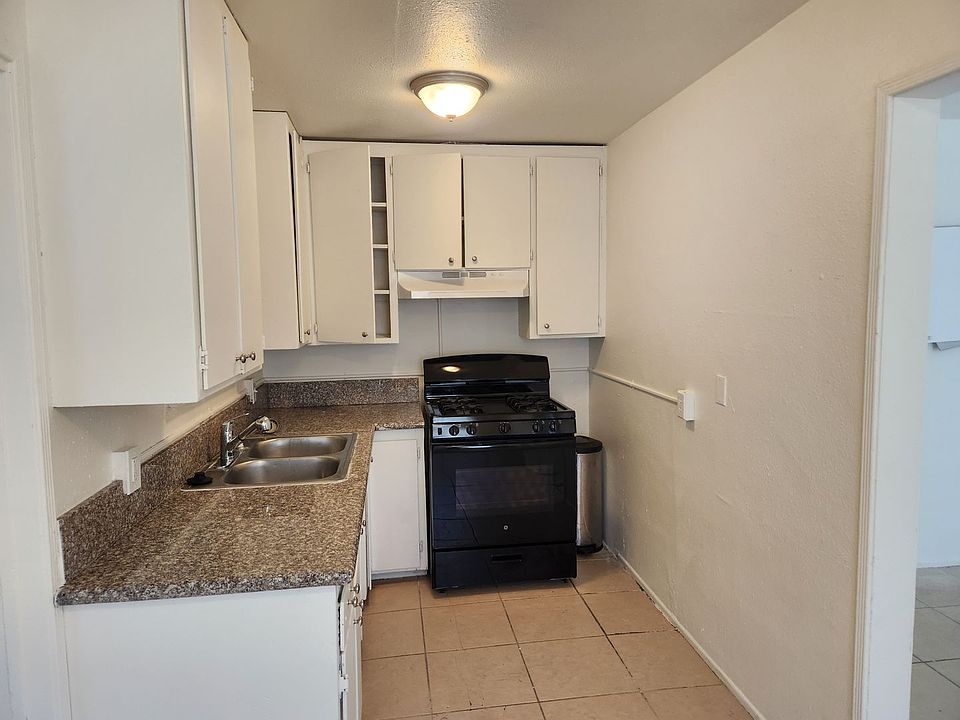 2nd image of 66385 Cahuilla Ave APT A