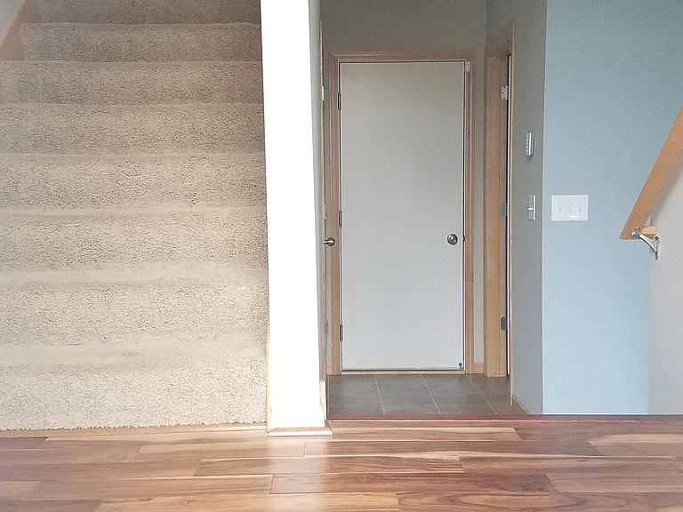 11749 Emery Village Dr N — Photo 24