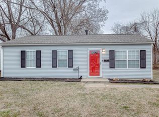 540 Saint James Ln, Cahokia, IL 62206