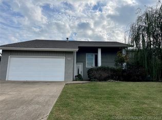 8826 E 76th St, Tulsa, OK 74133