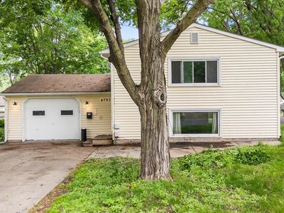 4793 Campbell Ave, White Bear Lake, MN, 55110