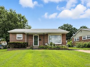 7024 Parkwood St, Saint Louis, MO 63116