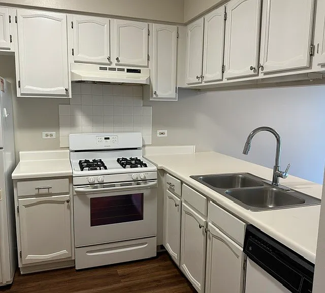 545 Woodcrest Dr #545 — Photo 4