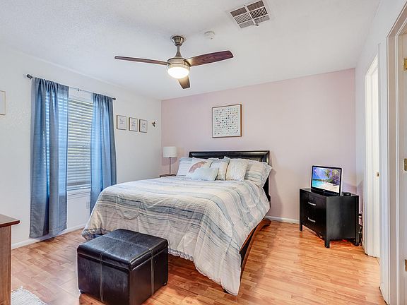 2nd image of 11716 Corona Crest Ave