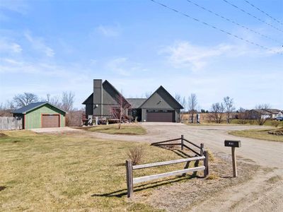 2818 Old White Way, Ainsworth, IA, 52201
