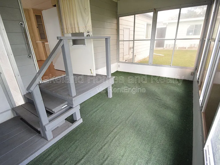 1567 Longbow Dr — Photo 6