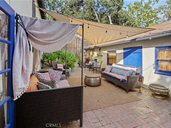 2051 Lake Shore Ave, Los Angeles, CA 90039