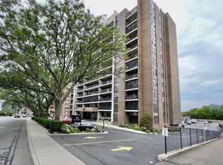 44 Strawberry Hill Ave APT 7A, Stamford, CT 06902