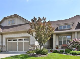 8628 Lake Riley Dr, Chanhassen, MN 55317