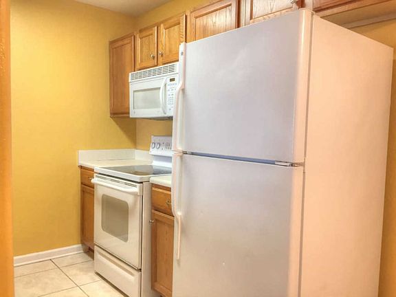 5th image of 3C Guinevere Ln