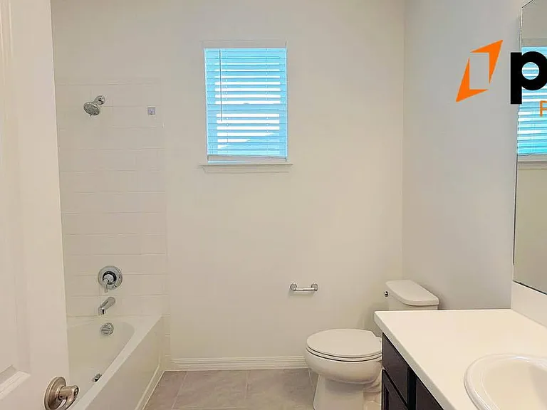 15387 Gilligan Ct — Photo 33